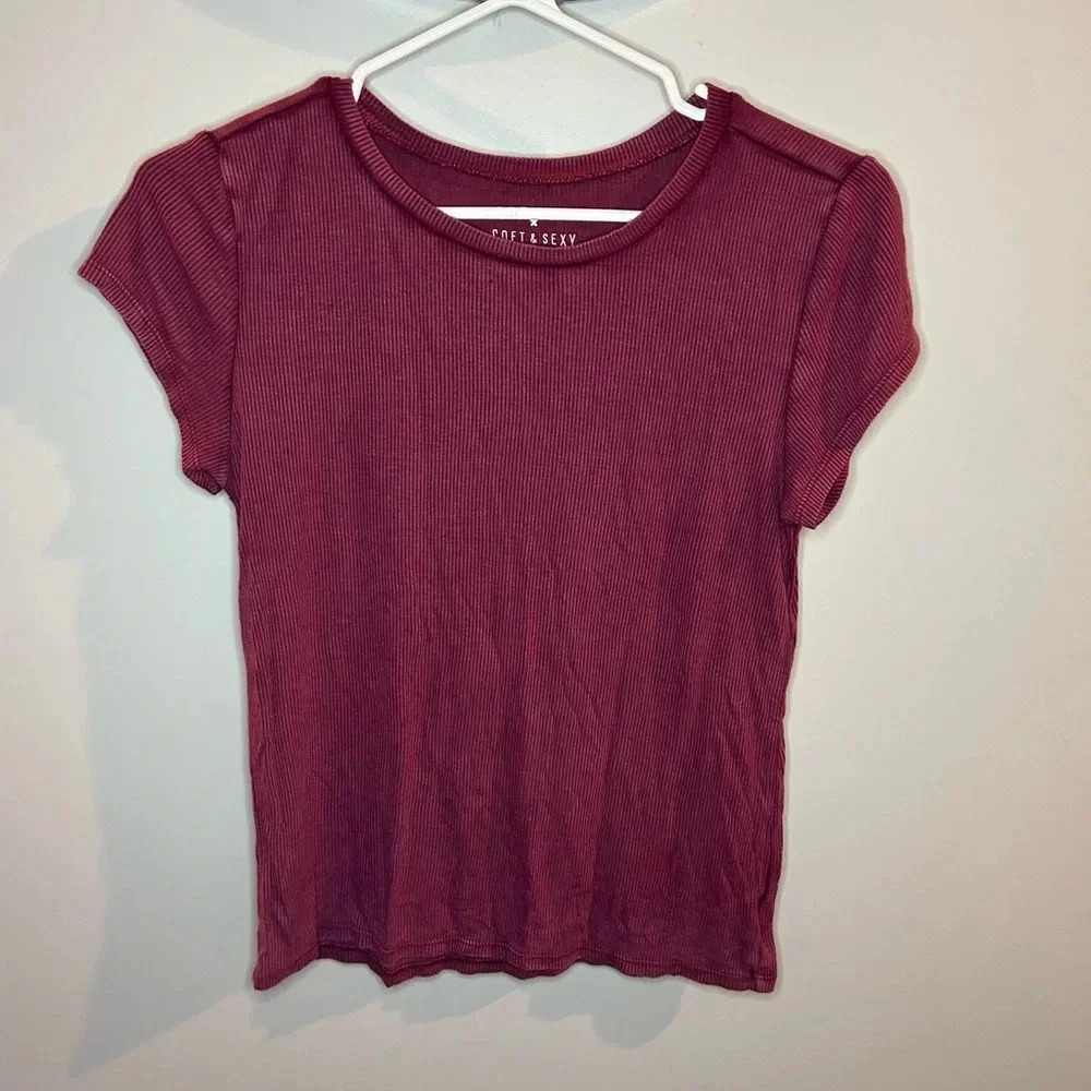 American Eagle Soft and Sexy TShirt  Size Small​